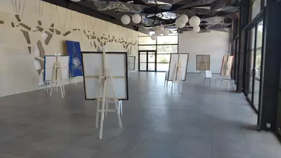 Exposition éphémère de Véronique Barrillot "Double Vision"  au Domaine Tourbillon – Juillet 2025