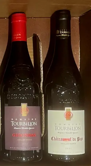 Châteauneuf-du-Pape Vieilles Vignes ou Gigondas Vieilles Vignes : deux vins du Rhône sud, deux façons de se faire plaisir